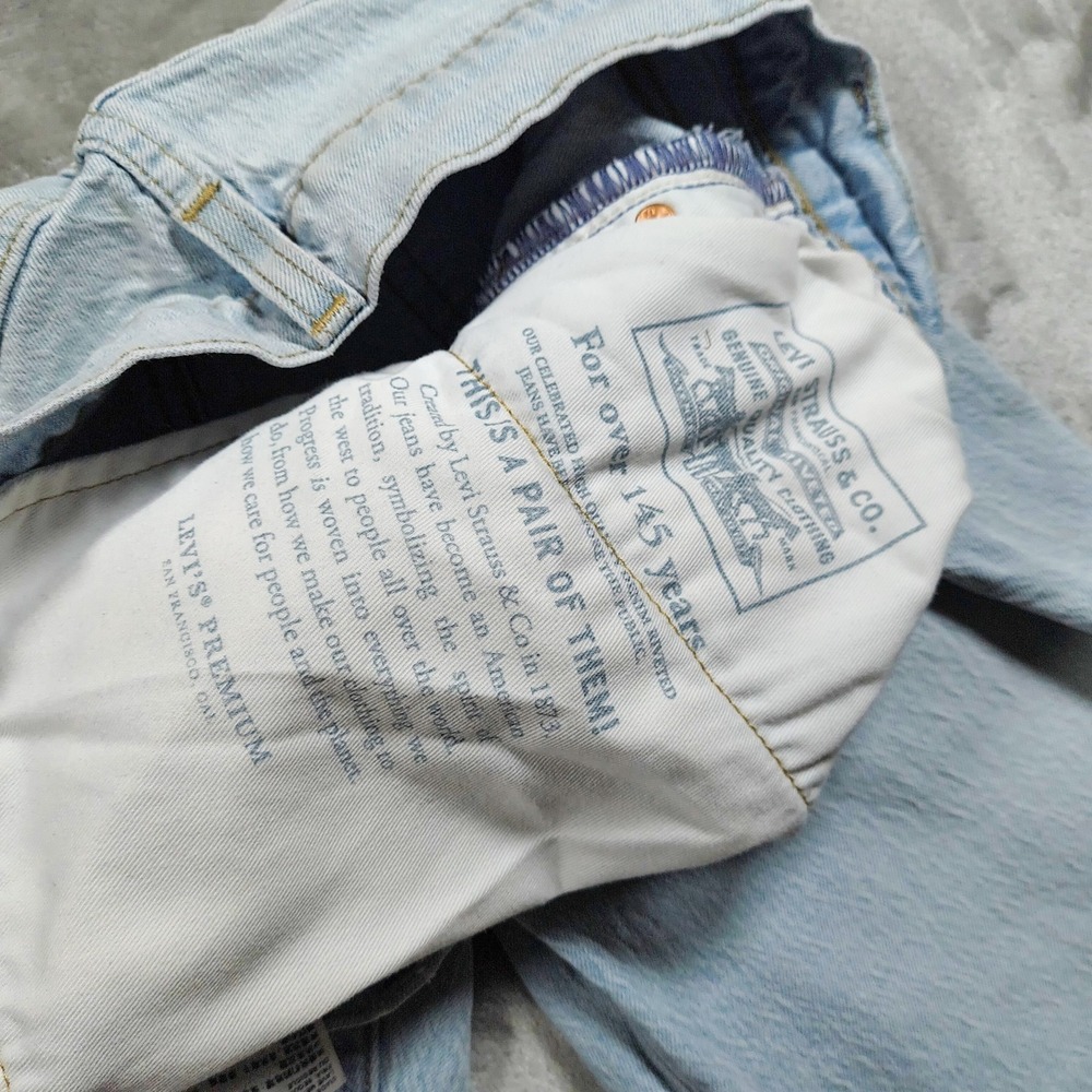 Levis 511 Premium Jeans Mens 30x30.5 Light Wash Slim Denim Cotton Distressed - Picture 7 of 16